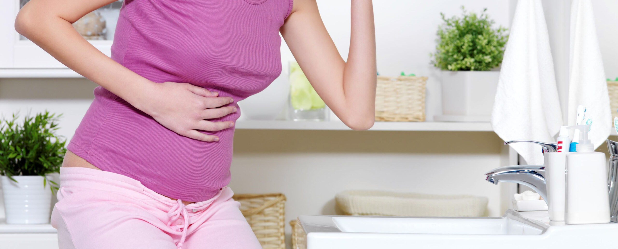 أعراض الحمل بعد المنشطات وأضرارها وأهم العلامات بعد تنشيط المبايض